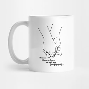 Holding hands Mug